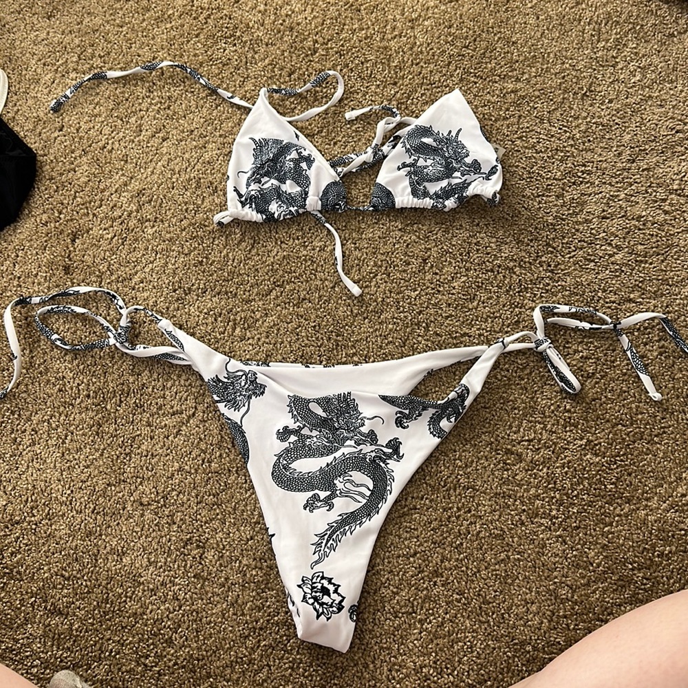 Black & white dragon print bikini